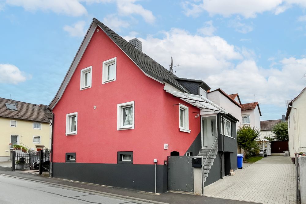 Charmantes EFH mit Wohlfühlatmosphäre