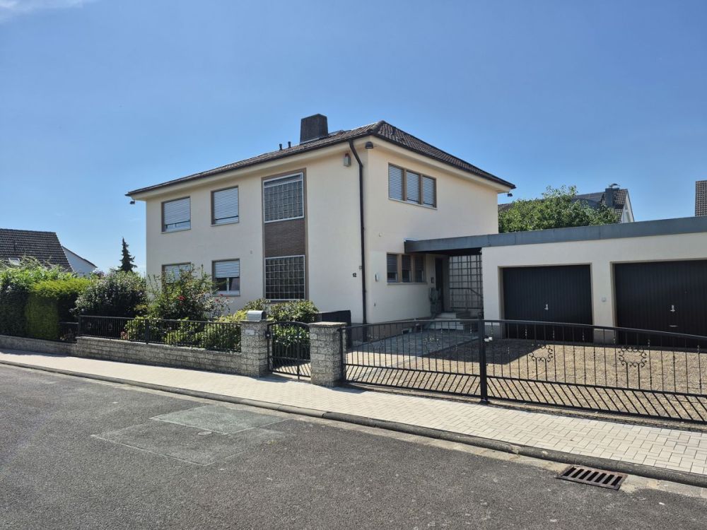 Großzügiges Einfamilienhaus in Toplage  – 1.219 m² Grundstück & viel Platz für Ihre Wohnträume