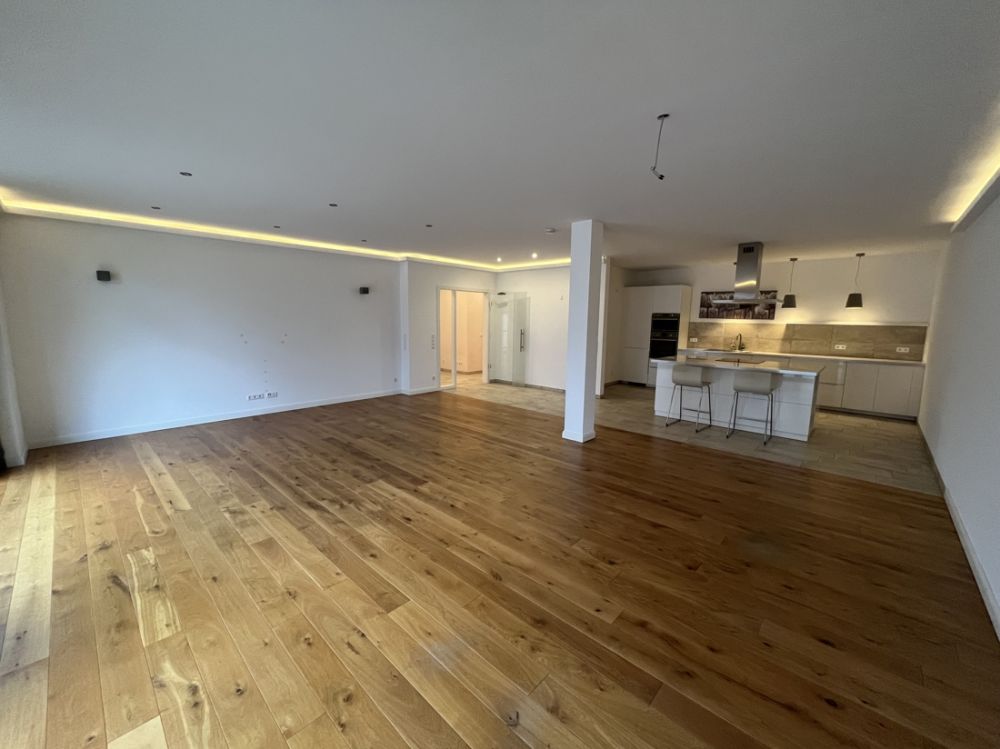 *Direkt am Marktplatz!*
hochwertige 3-Zimmer Mietwohnung in bester Lage von Rheine