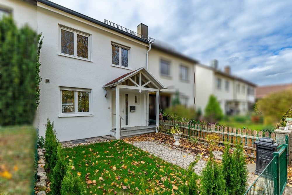 Reihenmitteltraumhaus in Ismaning - Erstbezug nach Renovierung