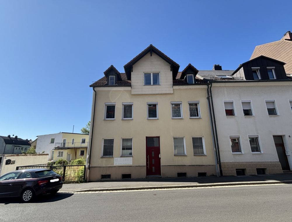 Attraktives Grundstück mit Potenzial – Sanierungsbedürftiges Haus in begehrter Lage