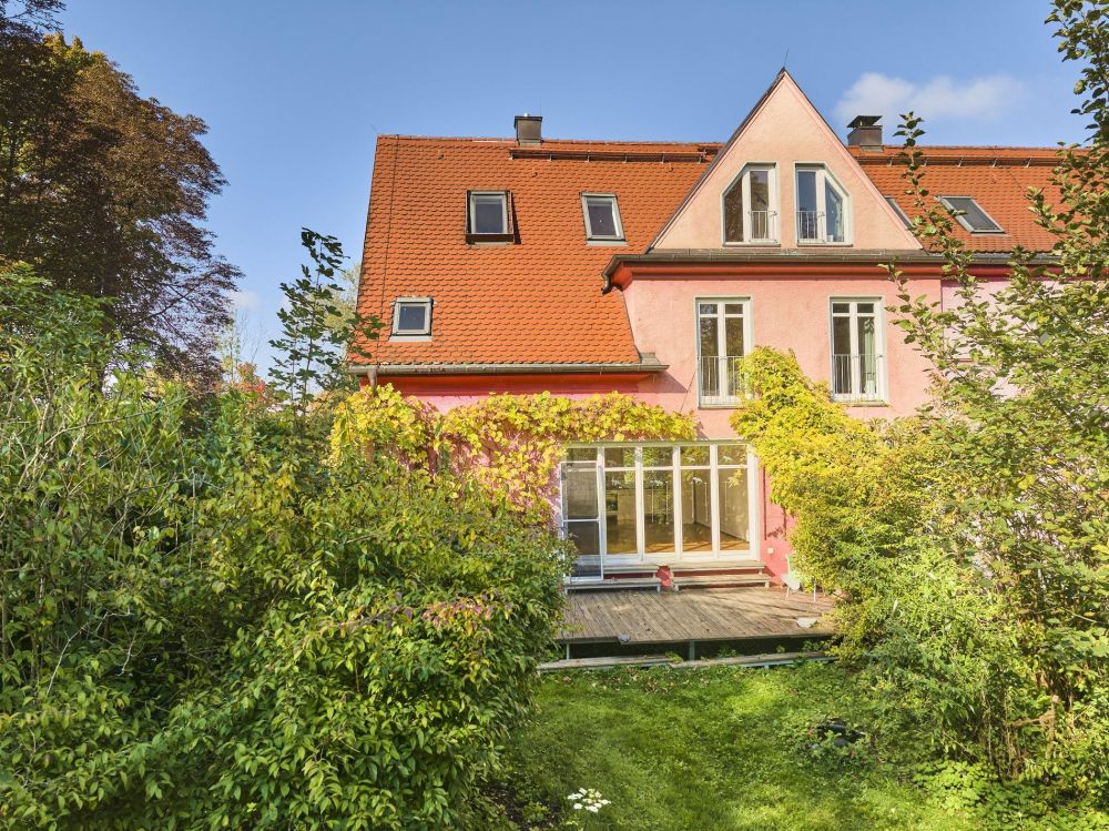 Traumhaus zwischen Aschheim und Ismaning mit weitläufigem Garten für Naturliebhaber!