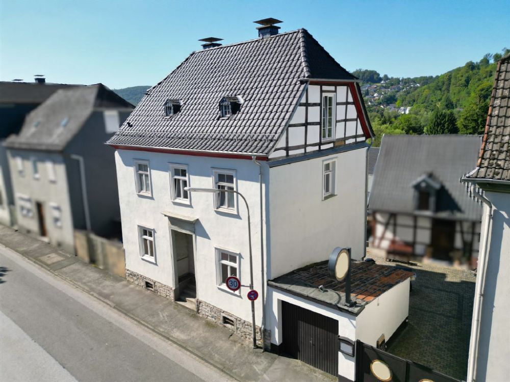 Historisches Zweifamilienhaus