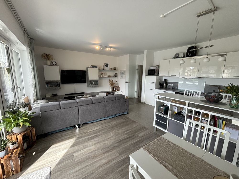 stadtnahe 3-Zimmer Mietwohnung 
mit Küche und Stellplatz
im Zentrum von Rheine!