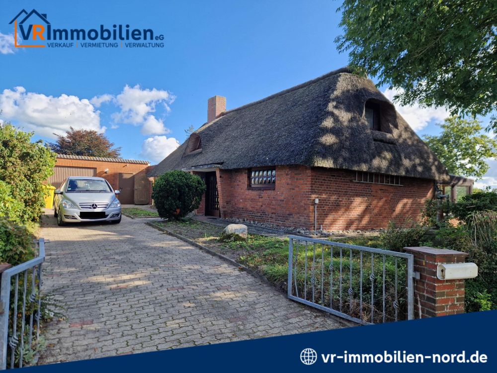 Charmantes Reetdachhaus sucht neue Bewohner für ein liebevolles Zuhause