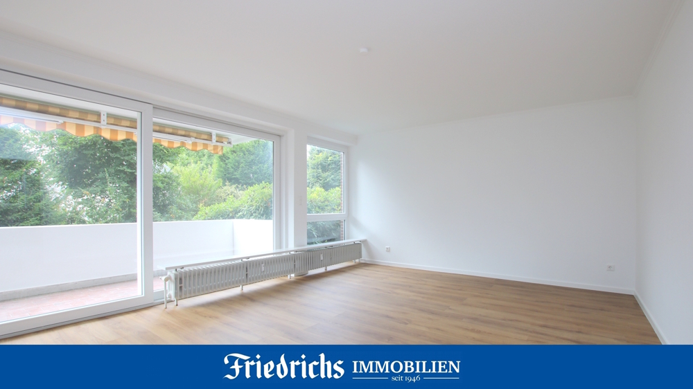 Aufwendig renovierte Wohnung im Hochparterre mit Balkon in Bad Zwischenahn – zentrumsnahe Wohnlage
