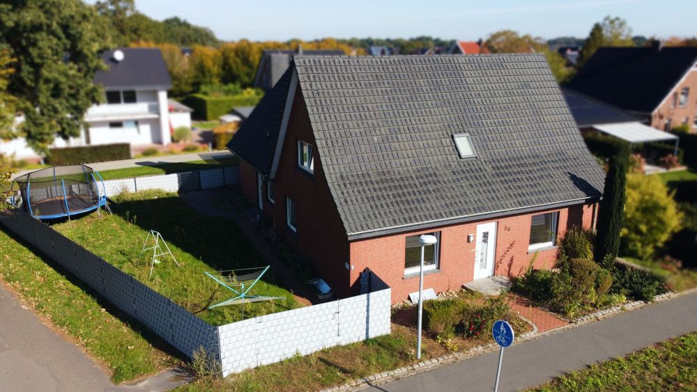 Viel Platz für Ihre Träume!  - Charmantes Einfamilienhaus am Ortsrand von Recke