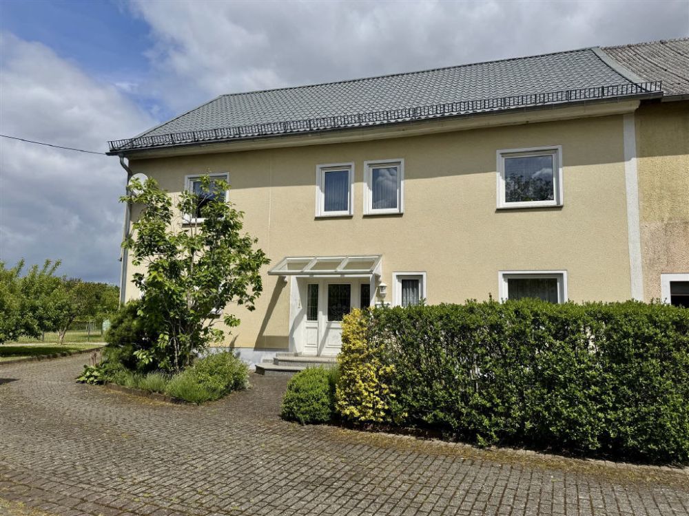 Sehr schön modernisiertes Wohnhaus in ruhiger Lage