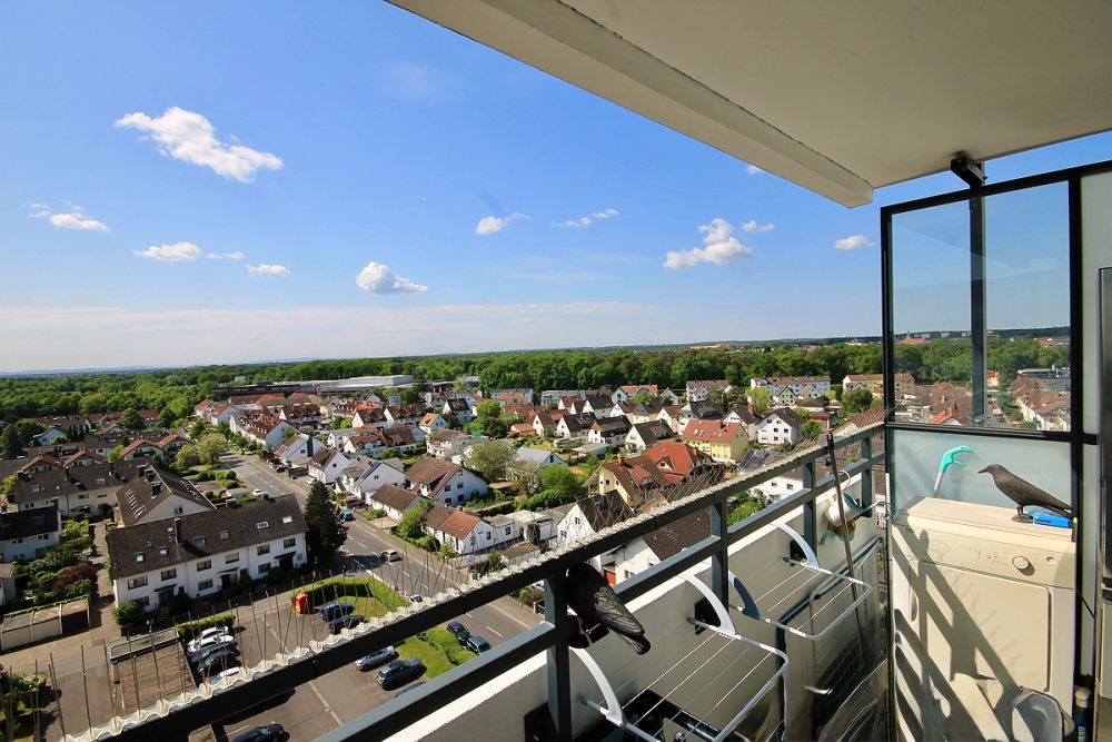 Modernes Wohnen mit Weitblick – 
4-Zimmer-Wohnung im 11. Stock in Obertshausen-Hausen