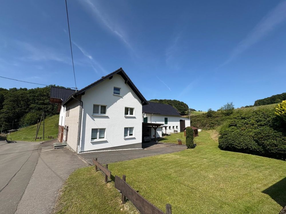 Resthof mit Baulandflächen bei Lindlar-Hohkeppel