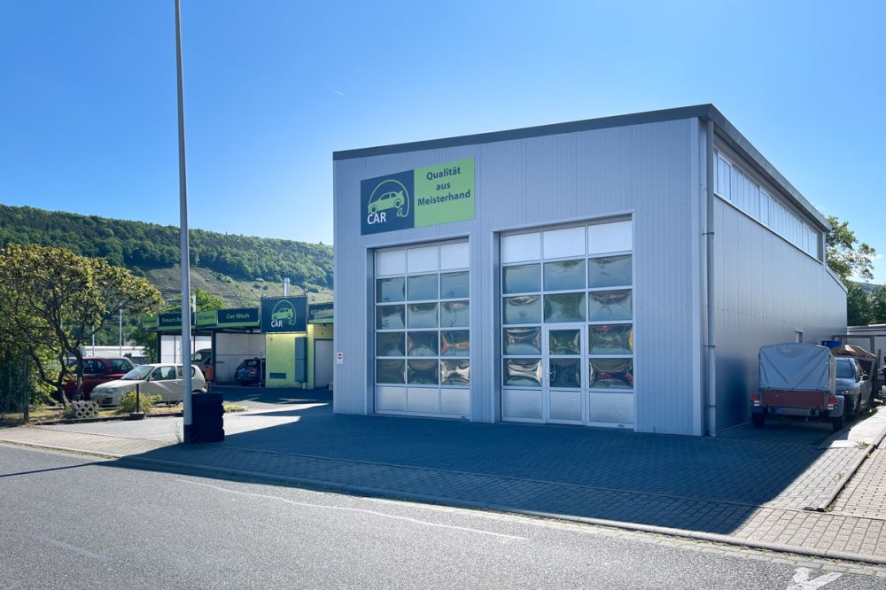 Modernes Kfz-Service-Center mit Hand-Waschpark in frequentierter Lage von Wörth am Main