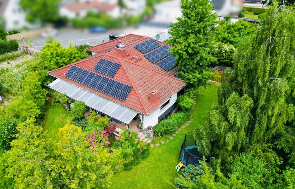 Freistehendes Einfamilienhaus - hochwertig saniert - KFW 85