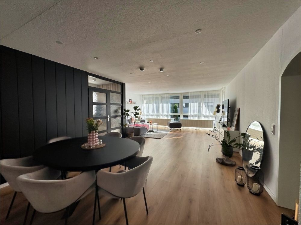 Exklusive, lichtdurchflutete Etagenwohnung mit gehobener Ausstattung in Offenburg-Zell-Weierbach