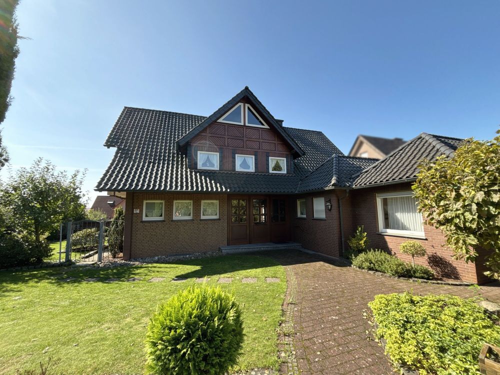 Jede Menge Möglichkeiten! 
Zweifamilienhaus mit tollem Gesamtkonzept in guter Lage von Lengerich