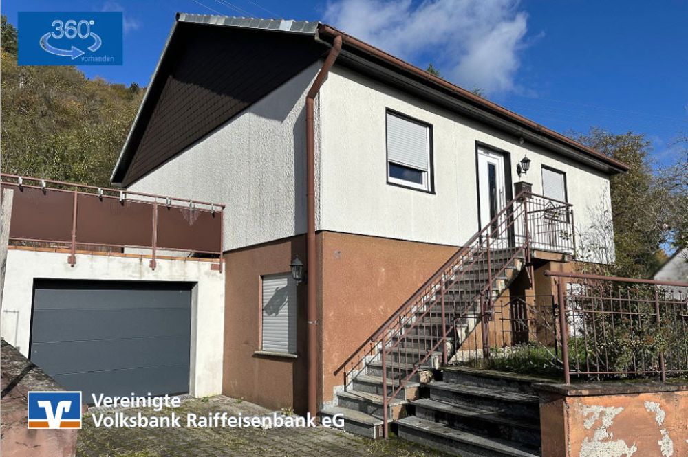 Charmantes Einfamilienhaus in ruhiger Lage mit toller Aussicht