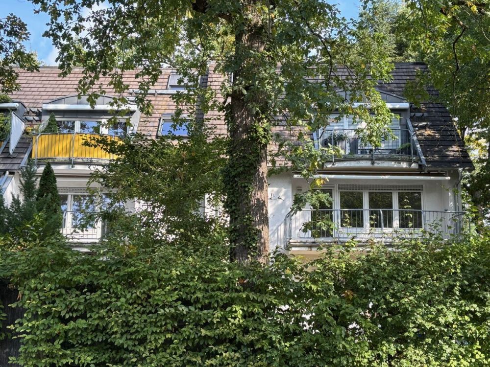 Großzügiges Wohnen in gesuchter Lage von Sachsenhausen, auch teilbar in zwei Wohnungen!