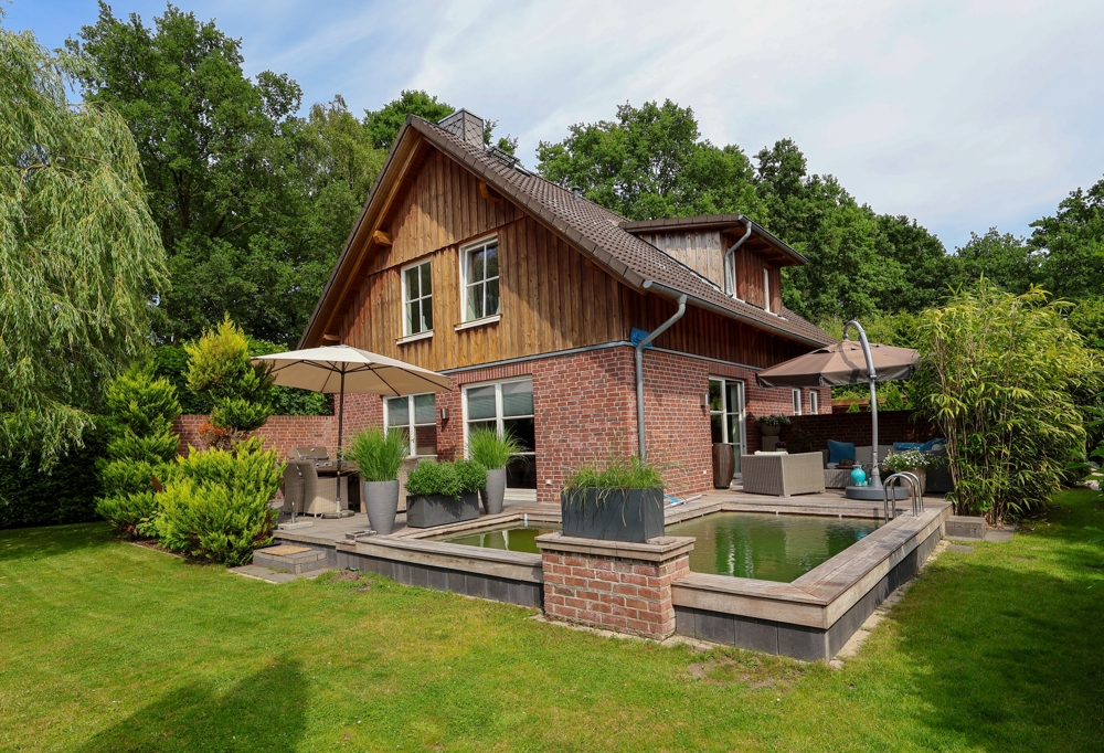 Junges Einfamilienhaus mit traumhaften Garten in Fintel