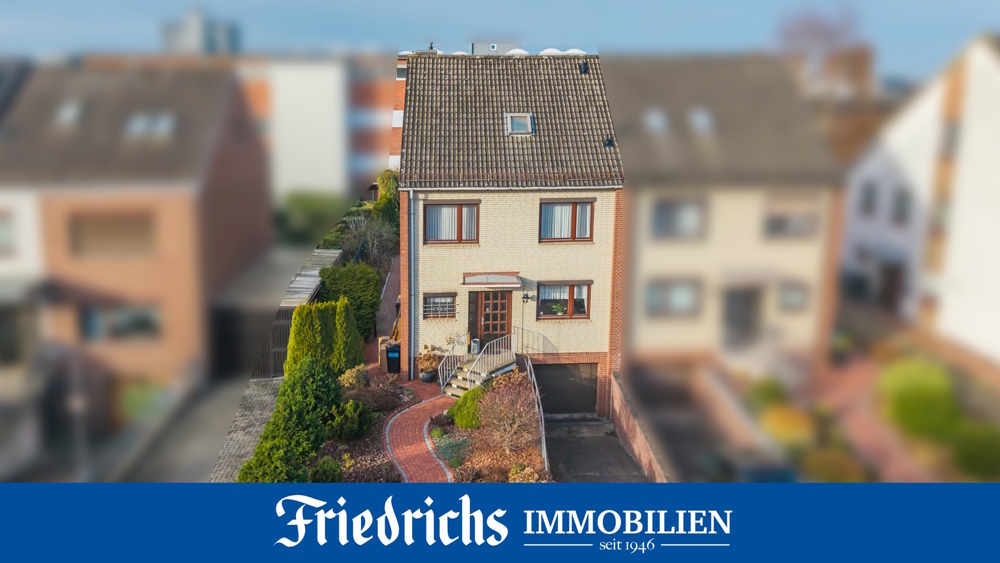 Geräumige, modernisierungsbedürftige DHH mit Keller auf einem Erbbaurechtsgrdst. in Bremen-Neuenland