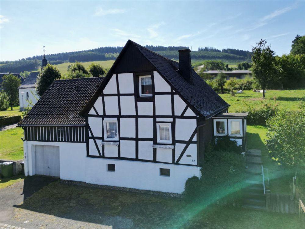 / Sanierungsobjekt mit Potenzial in Werpe!