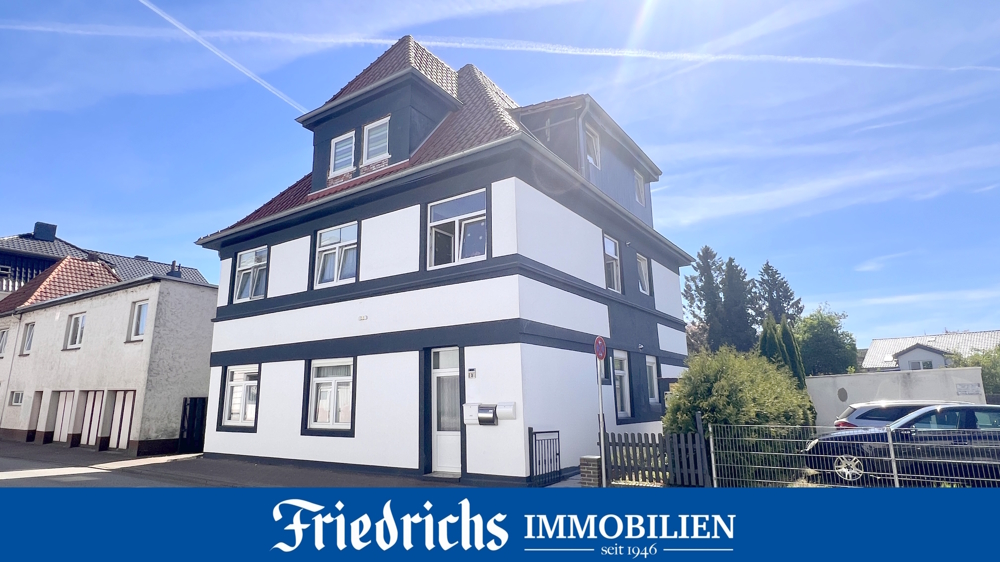 Charmantes MFH in Brake mit 3 Wohneinheiten und großem Garten – solide Kapitalanlage nahe Jadebusen