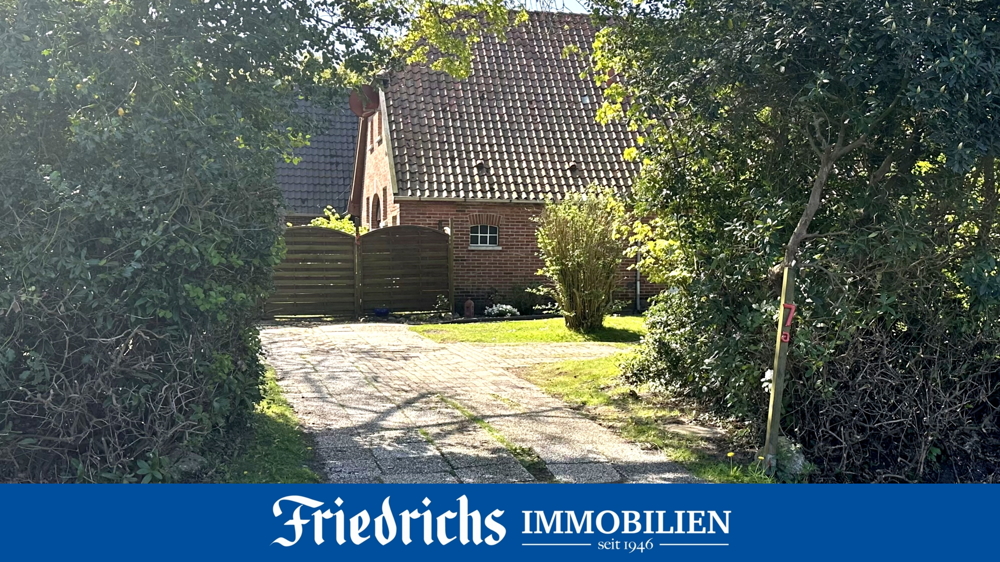 Grundstück mit Altbestand zur Neubebauung mit 4 EFH o. 2 Doppelhäusern) in Wehnen /nahe Stadtrand OL