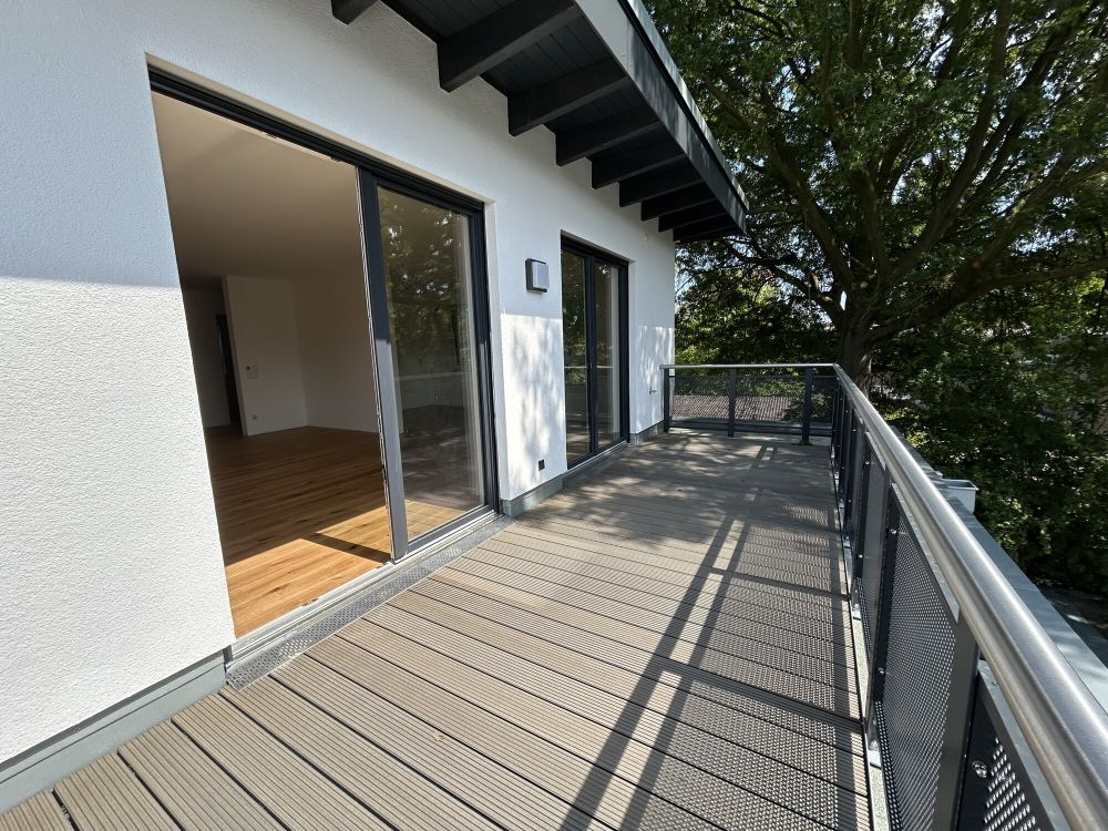 Modernes Wohnen im Uni-Viertel – Penthouse mit Stil und Komfort