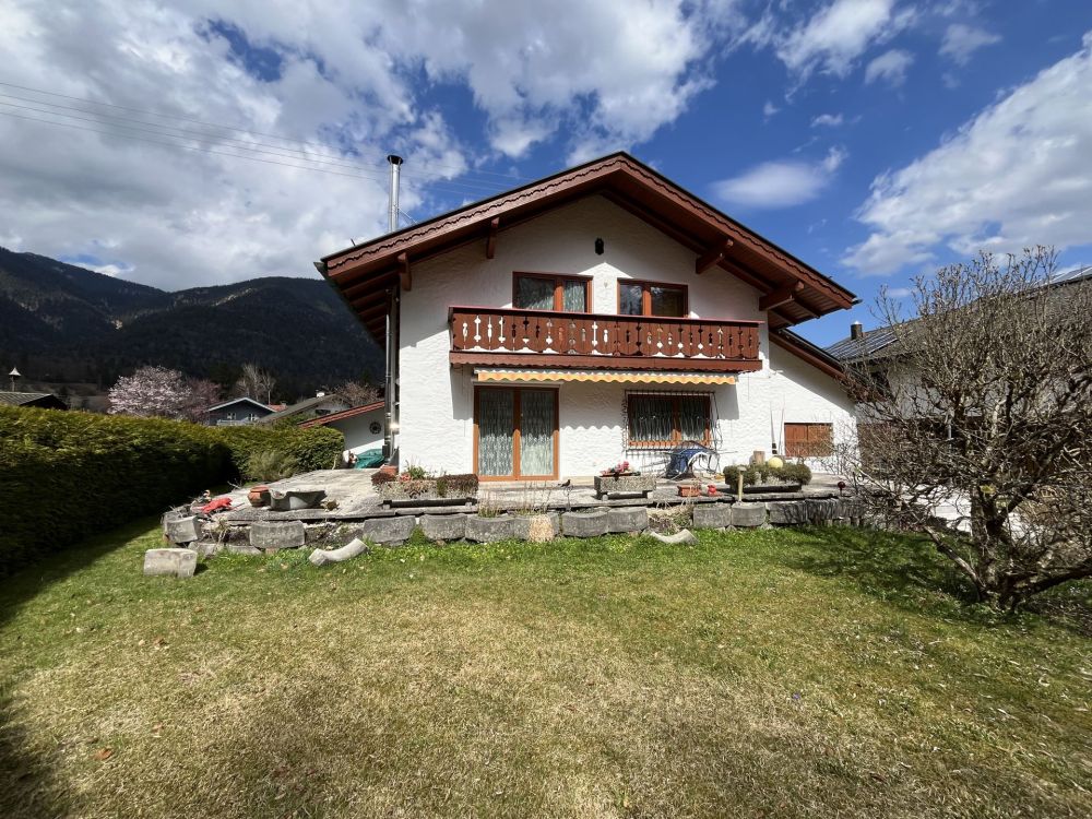 Idyllisch. Bergblick. Charmant.