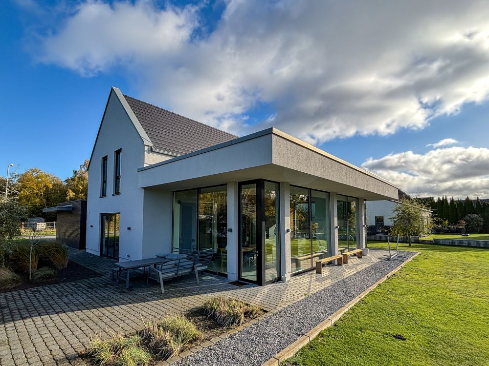 Modernes Architektenhaus für hohen Wohnkomfort 
in Ibbenbüren!