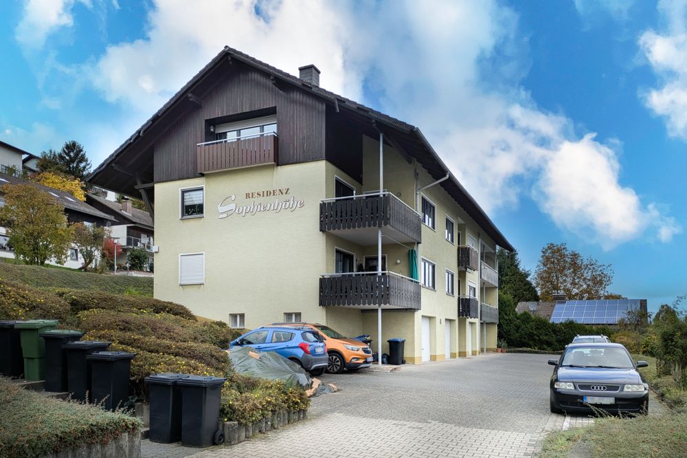 Selbstnutzer  u. Kapitalanleger aufgepasst: schöne, helle 2-Zimmer-ETW mit tollem Blick über Erbach!