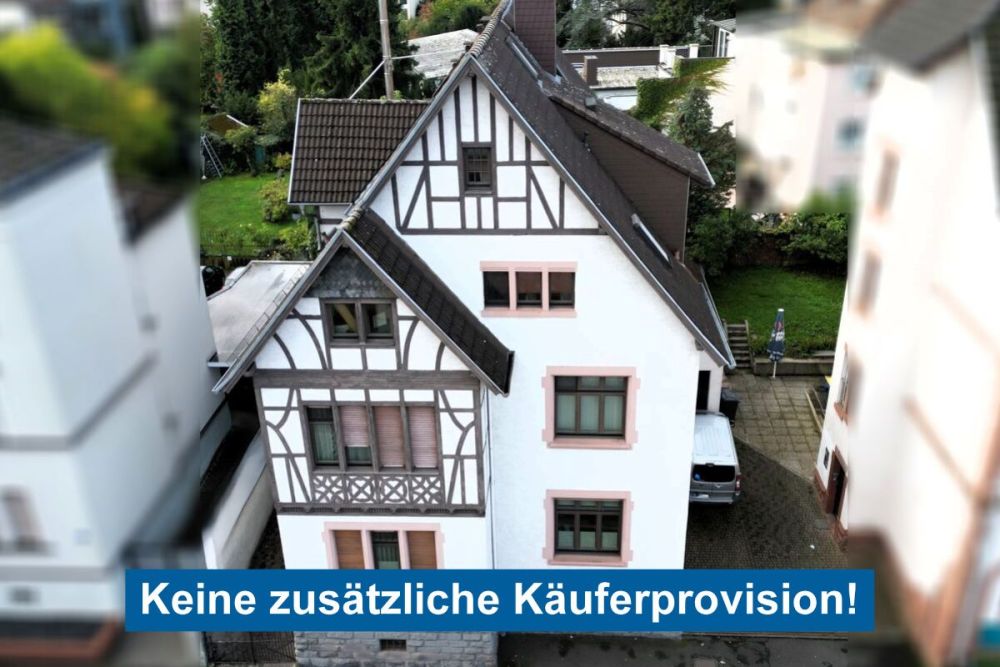 Stilvolle Altbau-Villa in Citylage mit drei Wohneinheiten – klassischer Charme trifft auf moderne Wohnqualität