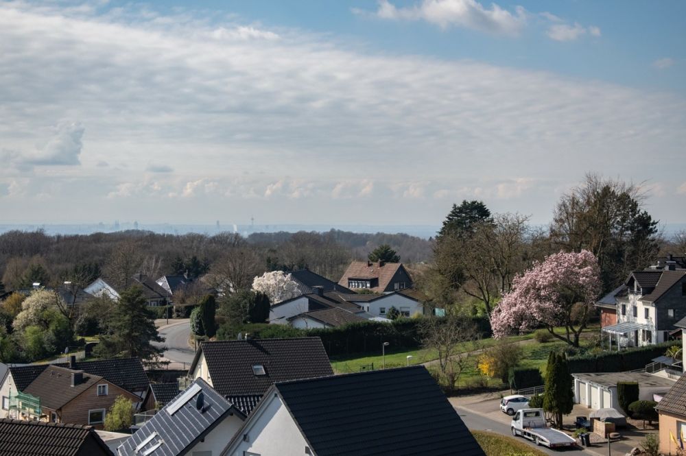 Solides Einfamilienhaus mit phantastischem Weitblick