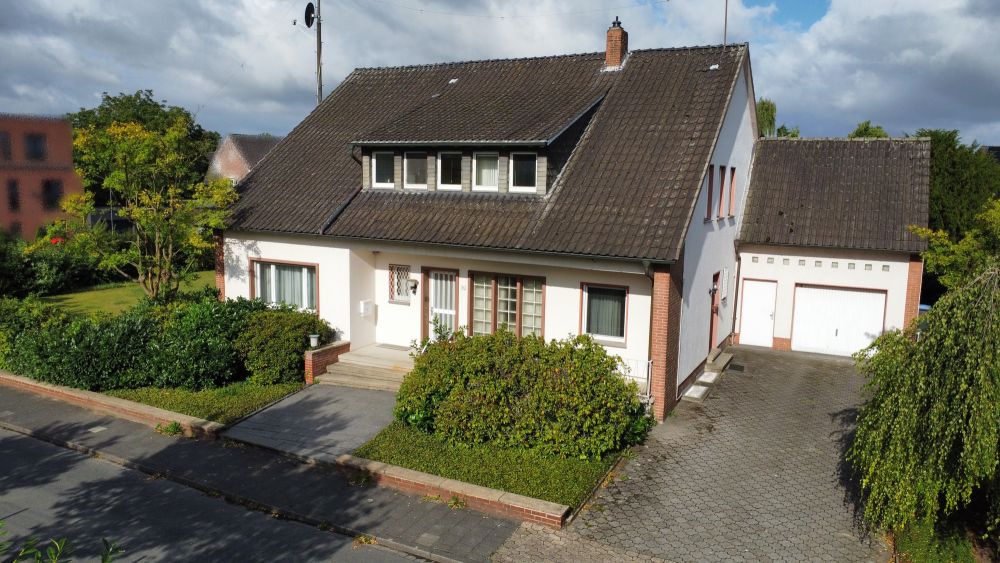 Straßenansicht