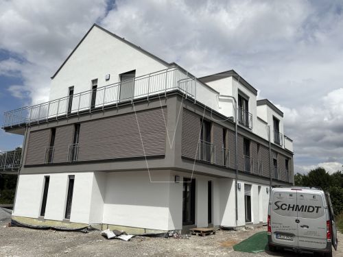 Barrierefreie 4 Zimmerwohnung im 1. Obergeschoss mit Blick ins Grüne 
