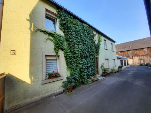 Denkmalgeschützter, historischer Bauernhof! 