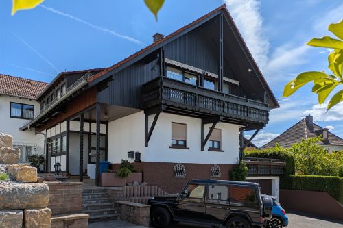 1 Haus 2 Wohnungen? Eigentlich beides! Viel Platz & viele Möglichkeiten in zentraler Lage von Erbach 