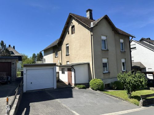 / Attraktive Eigentumswohnung - 
Ideal für Eigennutzer und Kapitalanleger 