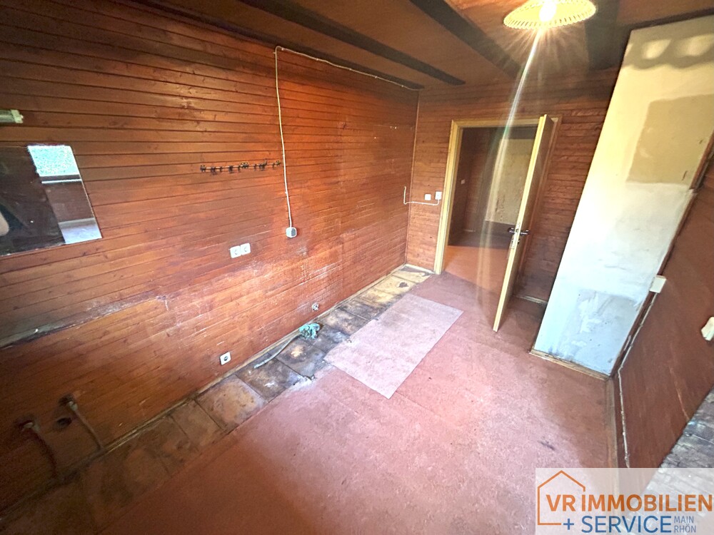 Ein Haus seiner Zeit voraus! – Einfamilienhaus in Blockbauweise in 97647 Nordheim v.d. Rhön!