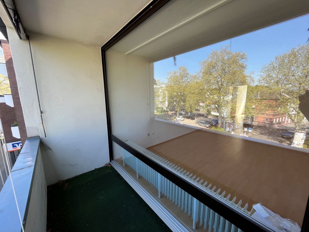 Dülken: 2-Zimmer Eigentumswohnung im 3. Obergeschoss mit Sonnenloggia ohne eigenen Stellplatz