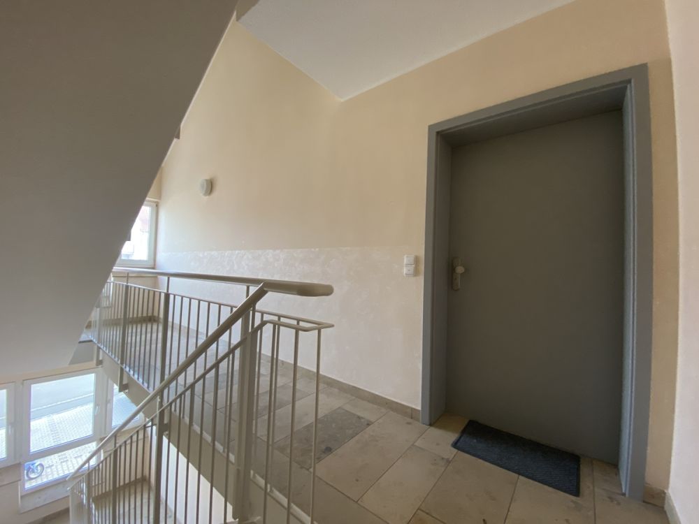 Helle 3-Zi.-Eigentumswohnung mit praktischem Grundriss und Blick ins Grüne in Neustadt a.d. Waldnaab