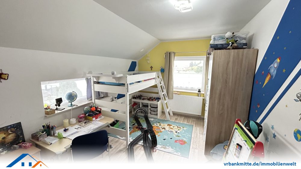 Neuwertiges Einfamilienhaus mit einladender Veranda erwartet Sie als neuen Besitzer!