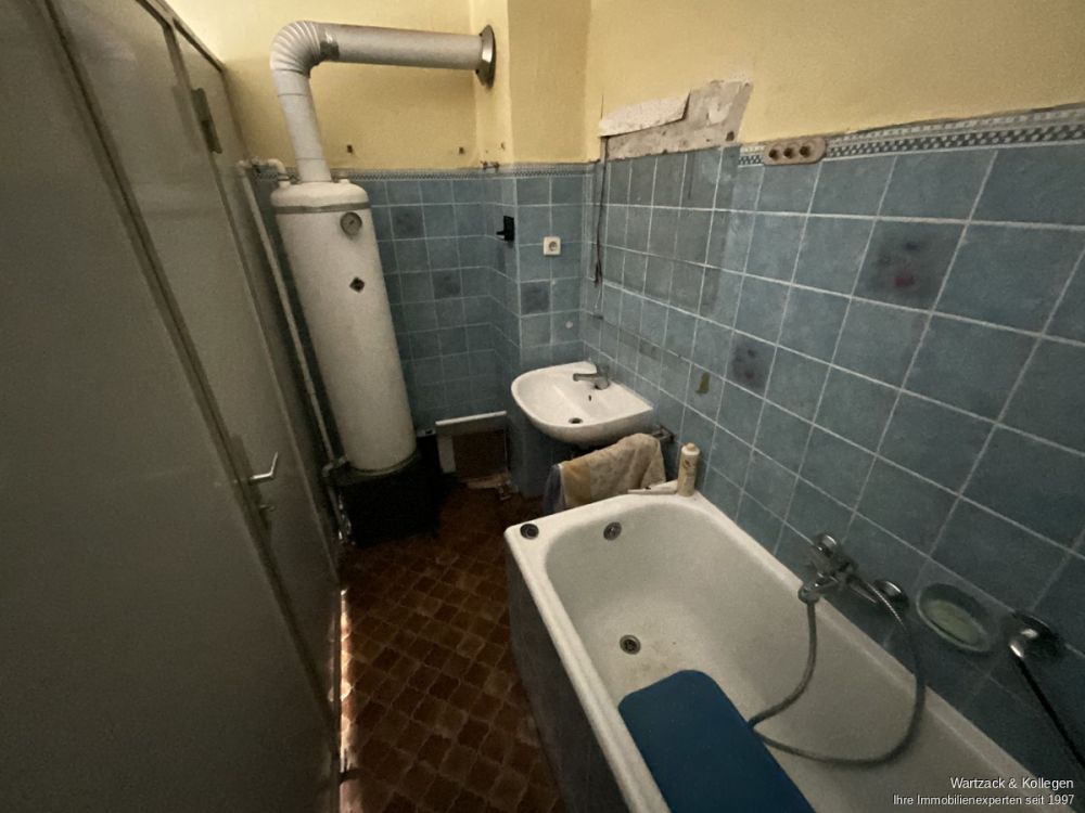 Hier gibt es viel zu tun: 
Sanierungsobjekt 
in bester Lage von Eibach!