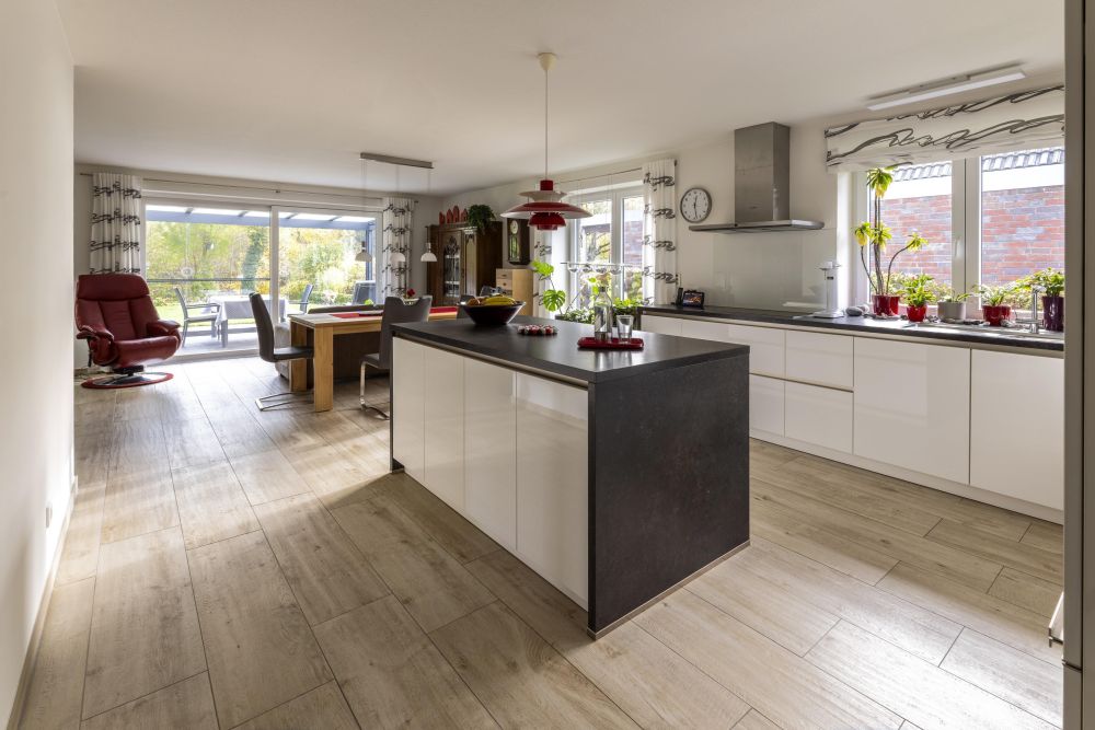 Die großzügige Küche