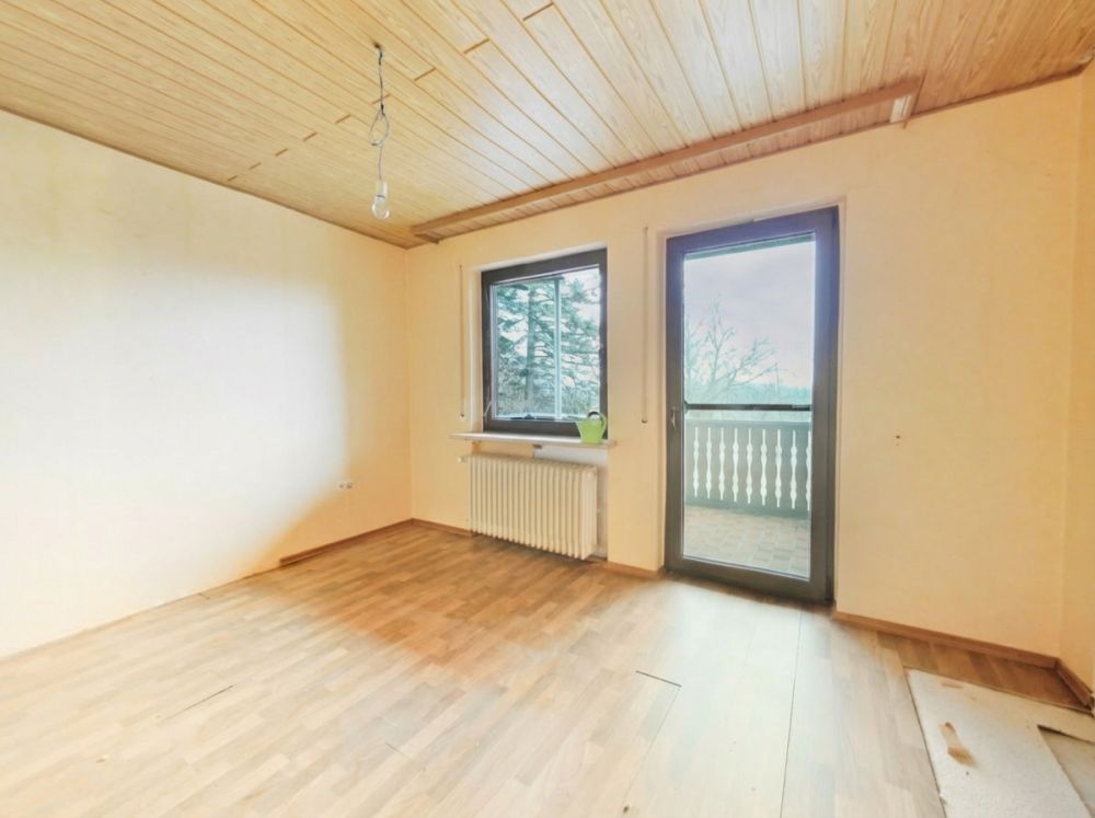 Genügend Platz für die ganze Familie - großzügige  Haus-im-Haus -Eigentumswohnung bei Bad Windsheim (10)