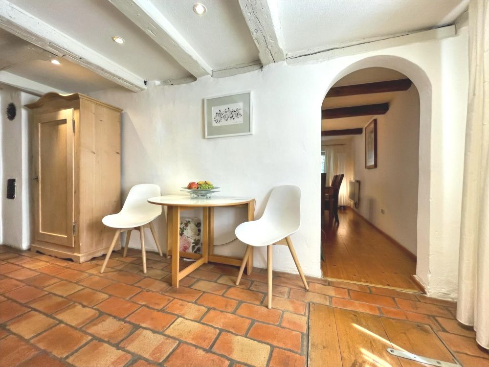 Seltene Gelegenheit - stilvoll saniertes Bauernhaus mitten im Ostallgäu