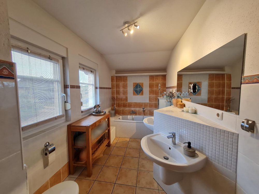 Vollbad im OG Ansicht I