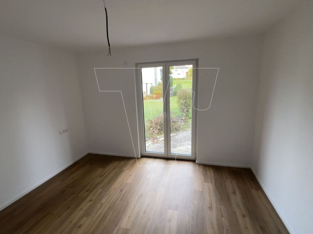 Großzügige barrierefreie Neubau-Wohnung mit Terrasse