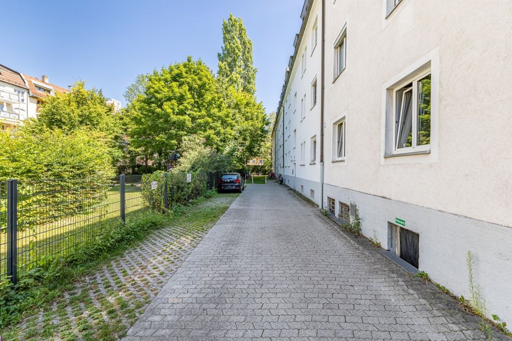 Attraktive Altbauwohnung in Schwabing-West