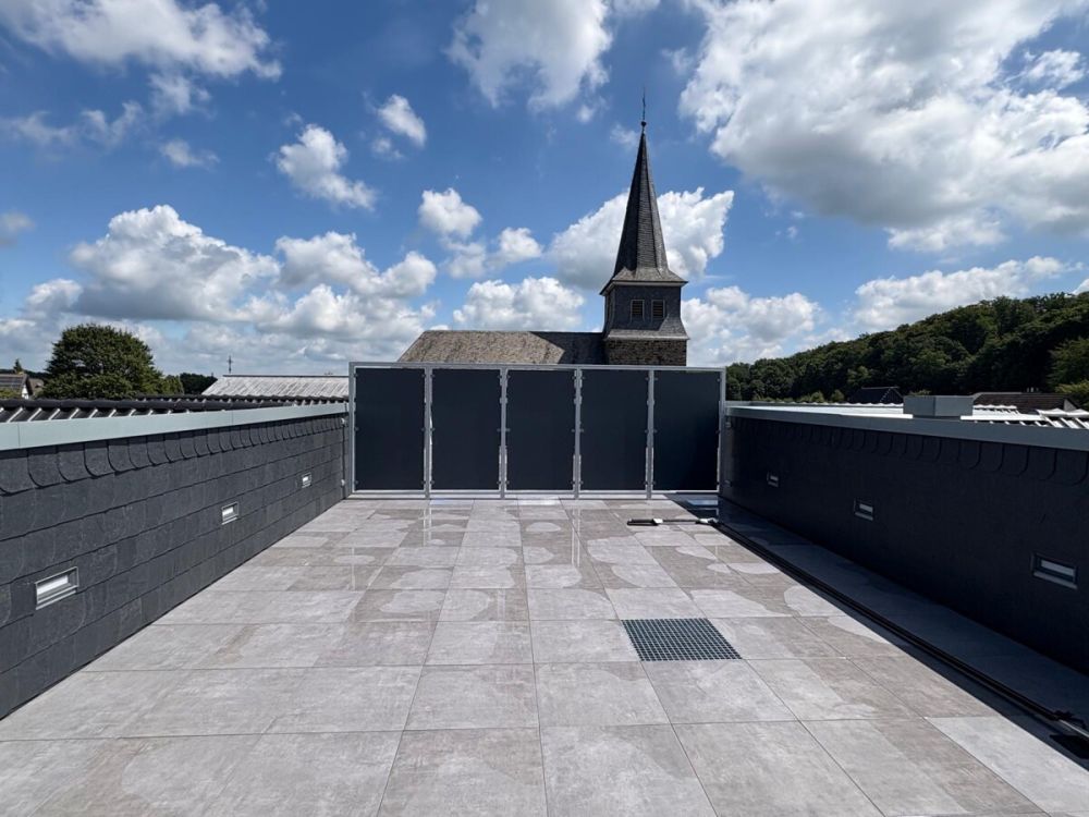 Penthouse mit Weitblick – 4 Zimmer, Loggia und großer Dachterrasse