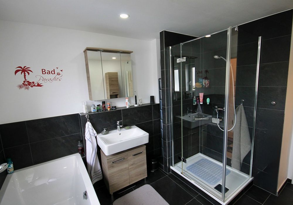 Charmante Wohnung in gepflegtem 3-Parteienhaus – bezugsfertig und top gepflegt