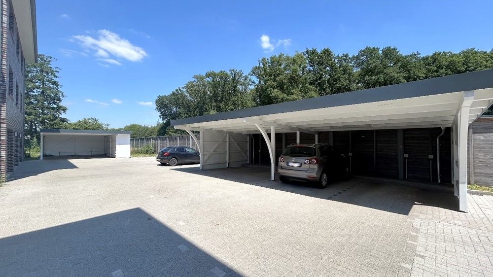 Carport-Stellplätze